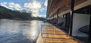 Raft Room | Vista del balcón