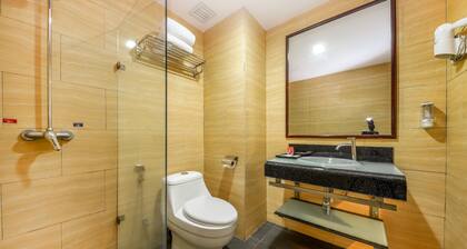OYO Capital O 89357 Unicorn Hotel