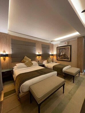 Room - Shari-La Island Resort (Teluk Aur)