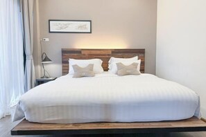 Cots/infant beds