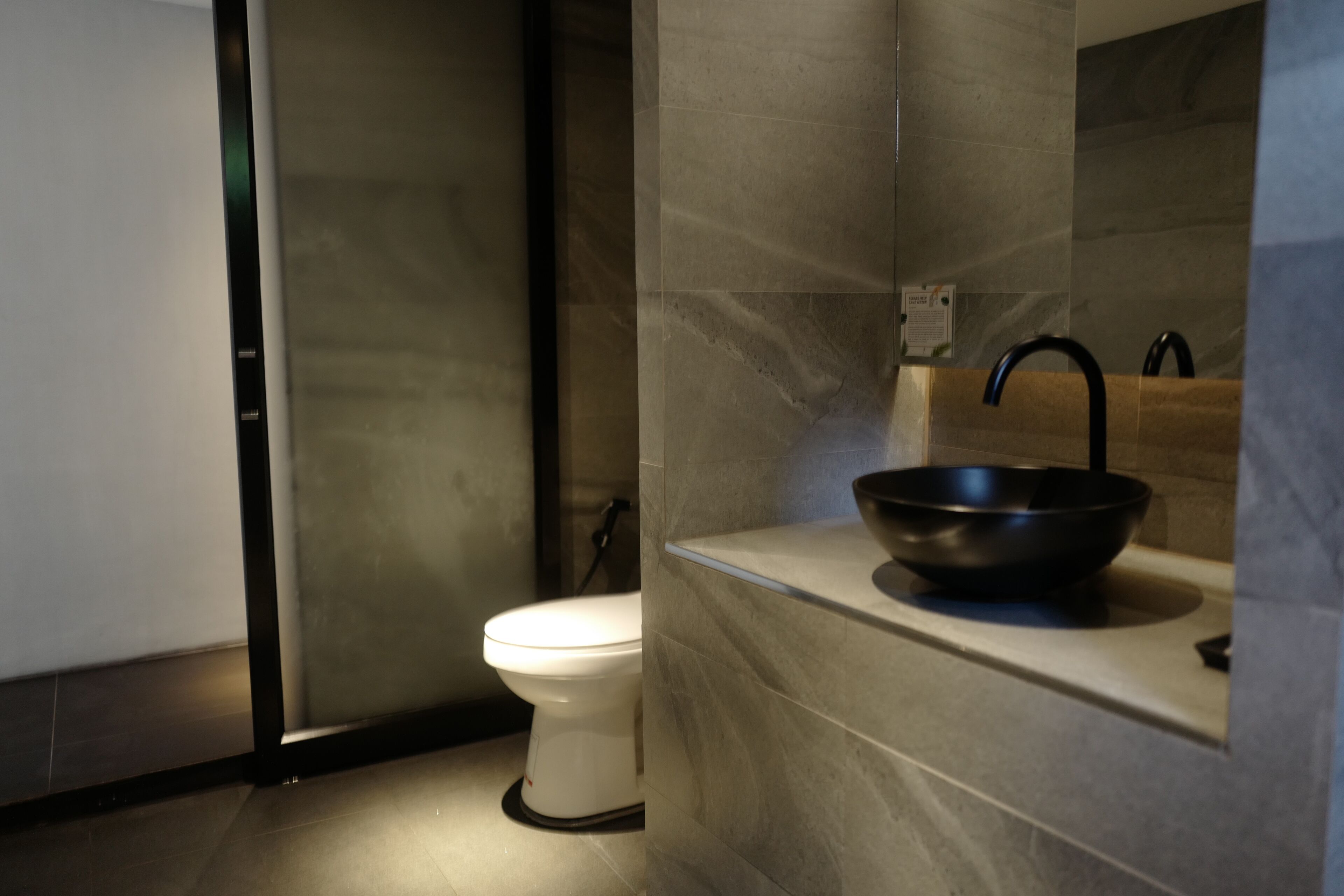 quadruple room | bathroom | towels