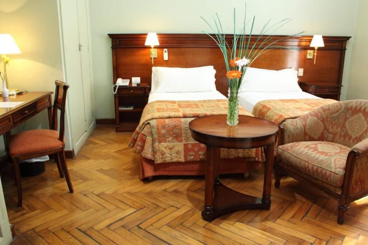 Habitacion Junior Suite Doble | In-room safe