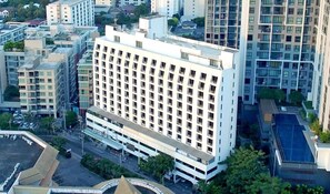 Exterior - Watana Hotel (Bangkok)