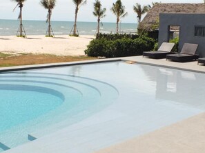 Pool - Casuarina Beach Resort (Cha Am)