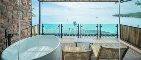 Panoramic Room, 1 King Bed, Ocean View