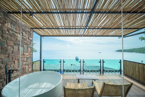 Sangthian Beach Resort