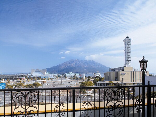 View from property - Aqua Garden Hotel Fukumaru (Kagoshima)