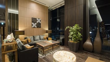 Sala de estar en el lobby