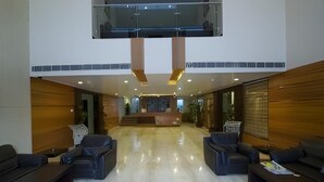 Lobby - Paradizzo Resort (Ajmer)