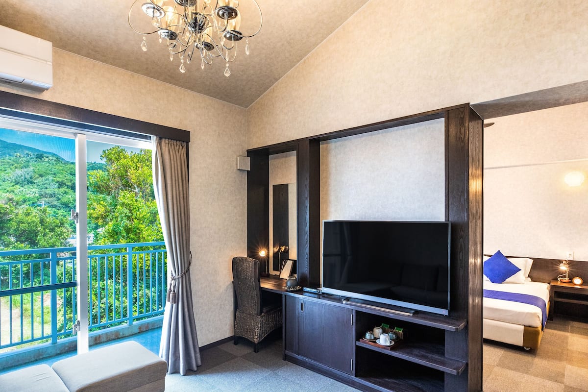 Luxe kamer, niet-roken | Een kluis op de kamer, geluiddichte muren, gratis wifi, beddengoed