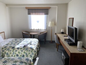 Twin Room | Blackout drapes, bed sheets - Hotel Fuyokaku (Fujiyoshida)