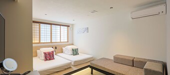 HOTEL FUJi TORiiGATE
