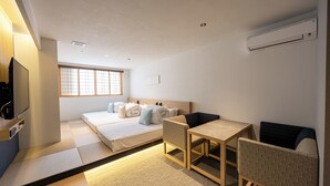 A modern hotel room with a bed, a desk, a chair, a TV, and a window. - HOTEL FUJi TORiiGATE (Fujiyoshida)