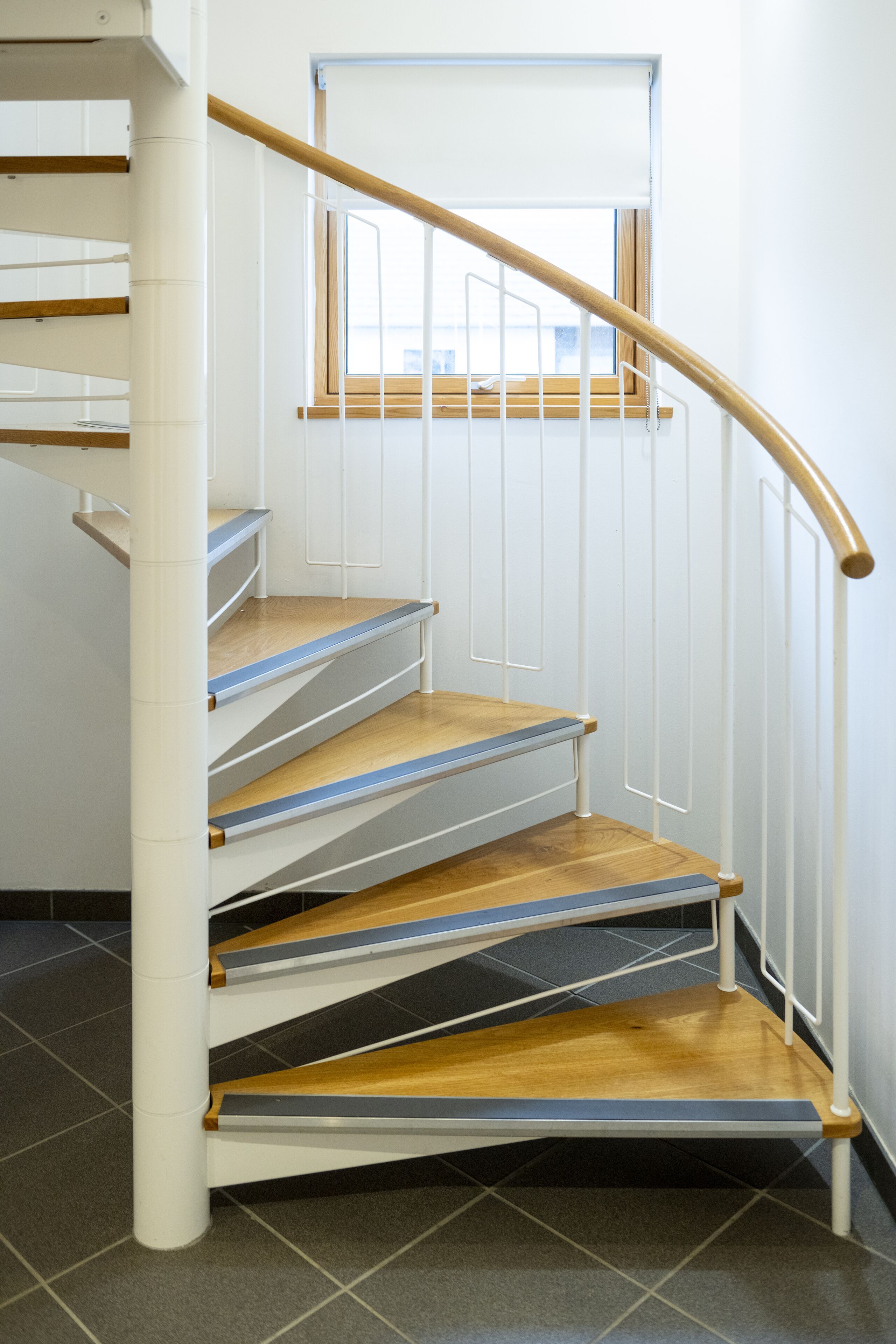 three-bedroom luxury apartment | living area | flat-screen tv