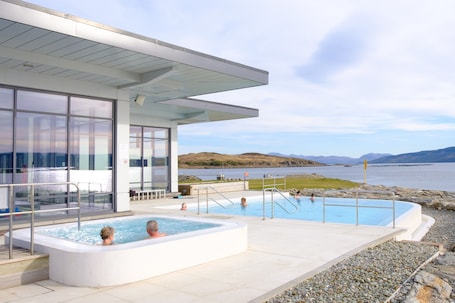 Indoor pool, outdoor pool