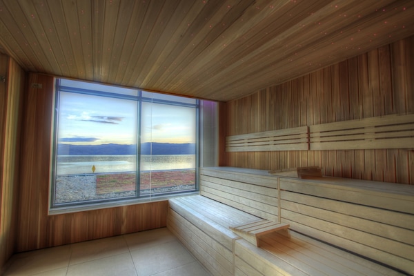 Sauna, steam room, body treatments, hydrotherapy, hot stone massages