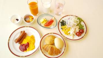Daily buffet breakfast for a fee