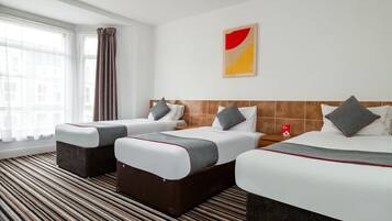 Iron/ironing board, free WiFi, bed sheets