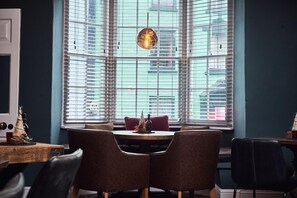 Restaurant - The Brown's (Carmarthen)