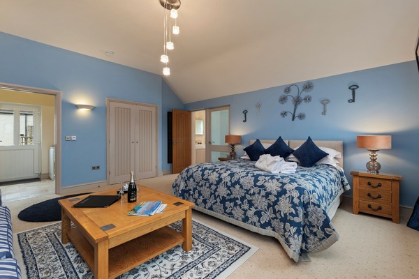 Deluxe appartement, 1 kingsize bed, uitzicht op bergen | Lakens van Egyptisch katoen, luxe beddengoed, individueel gedecoreerd