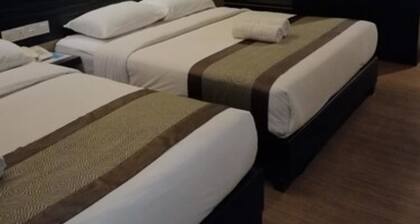 Hotel Austin Paradise - Mount Austin