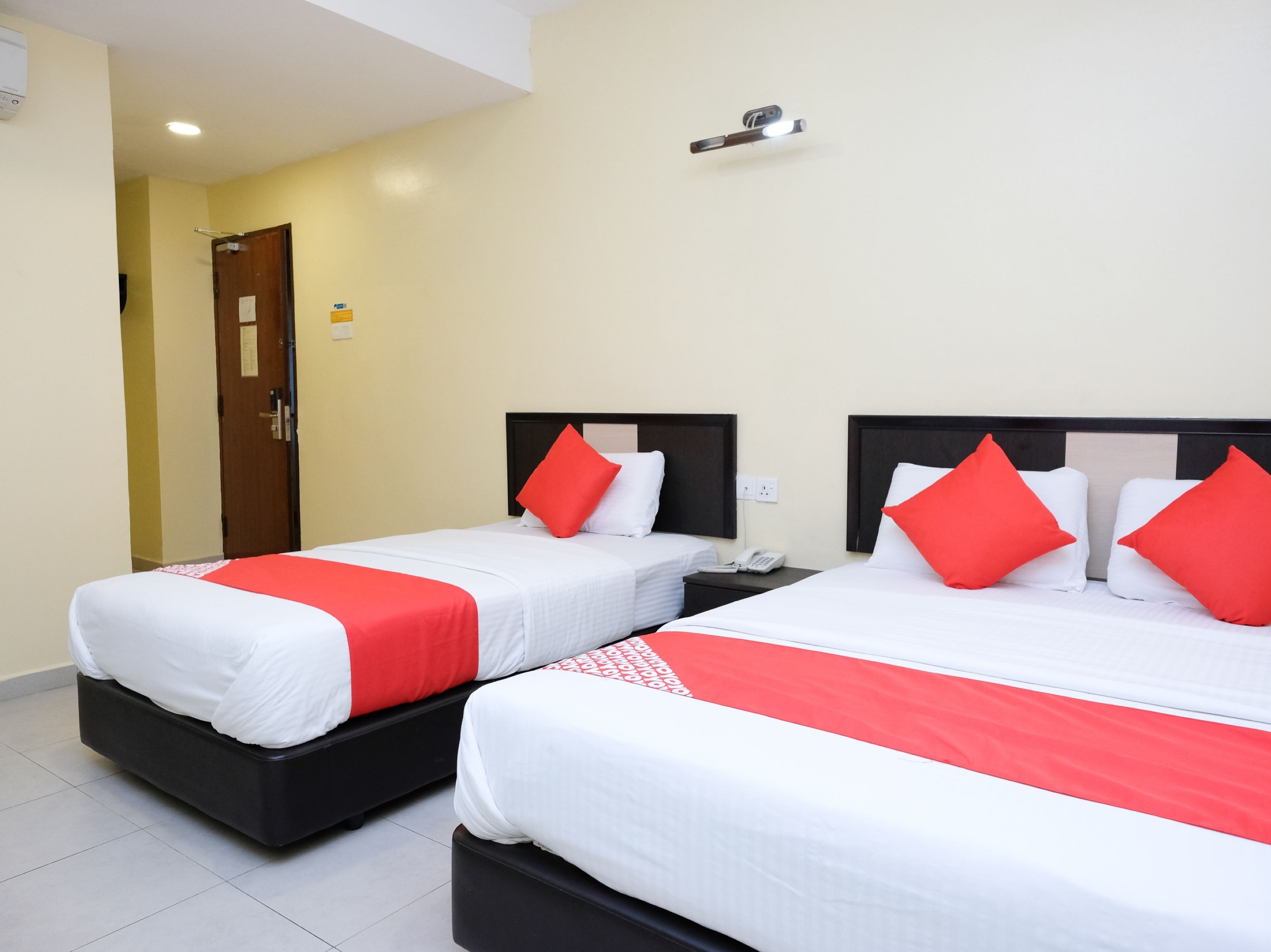 ห้องซูพีเรียสวีท, หลายเตียง