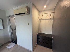 Deluxe Room (Standard) | Meja, seterika/papan seterika, katil bayi/kot (surcaj), Wi-fi percuma 