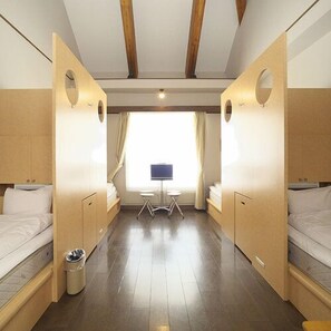 Room - Toyota Shirakawa-go Eco-institute (Shirakawa)