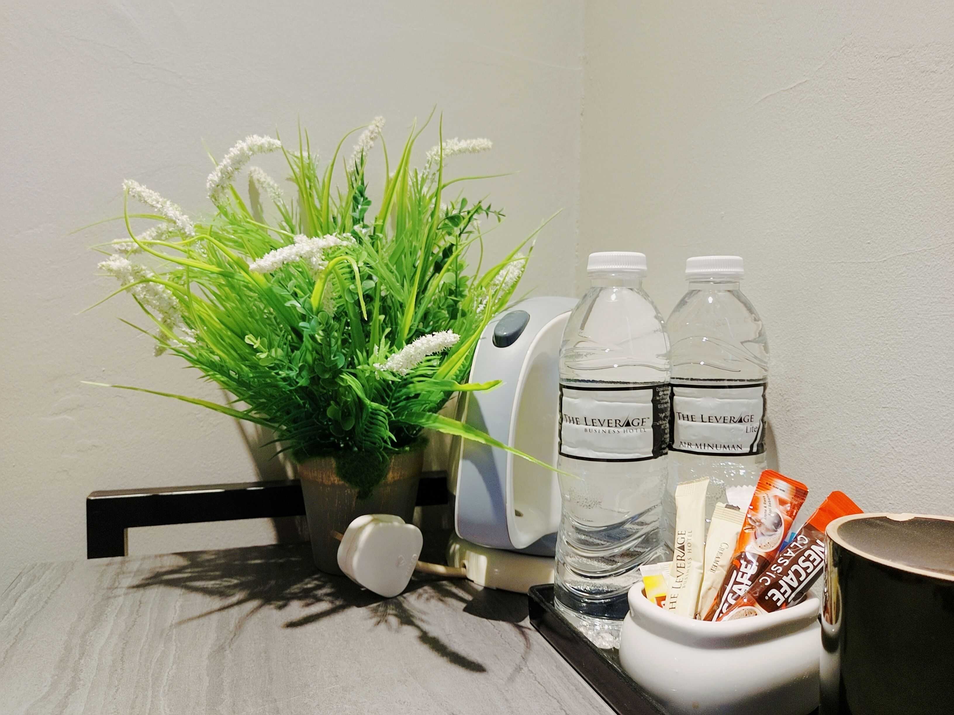 superior king | in-room safe, desk, iron/ironing board, free wifi