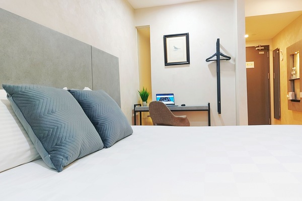 Executive King | In-room safe, desk, iron/ironing board, WiFi (free)
