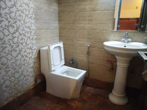 Bathroom - Indo Continental (Delhi)