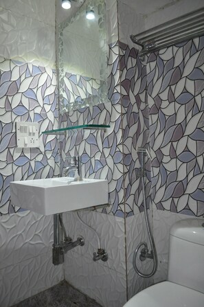 Standard Room, Multiple Bedrooms | Bathroom | Shower, free toiletries, towels - Hotel Kabli (New Delhi)
