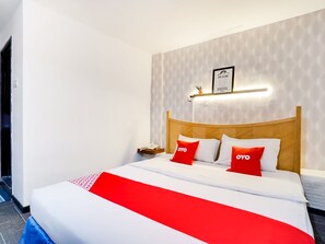 Deluxe dubbelrum - 1 kingsize-säng | Gratis wi-fi