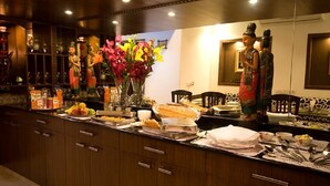 Restaurant - Red Maple Bed & Breakfast (New Delhi)