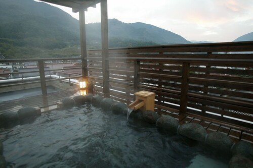 Tsuwano Onsenjuku Wataya