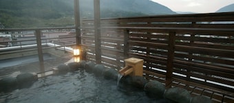 Tsuwano Onsenjuku Wataya