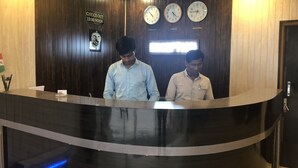 Lobby - Mangalam Palace (Lucknow)