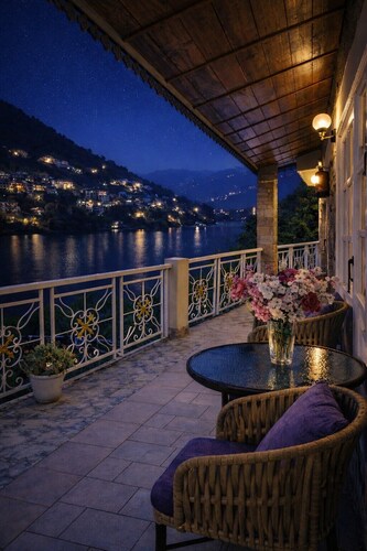 Neelesh Inn - Luxury Lake View Hotel With Swimming Pool On Bhimtal Lake