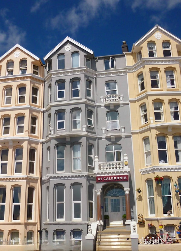 Exterior - At Caledonia (Douglas)