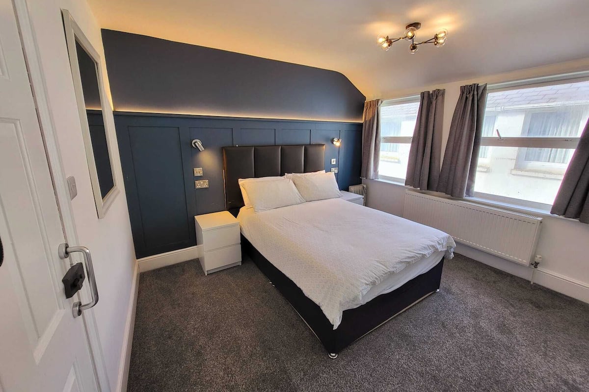 Chambre Double Standard | Fer et planche Ă repasser, Wi-Fi gratuit, draps fournis