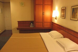 Executive Room - Skylon Hotel (Ahmedabad)