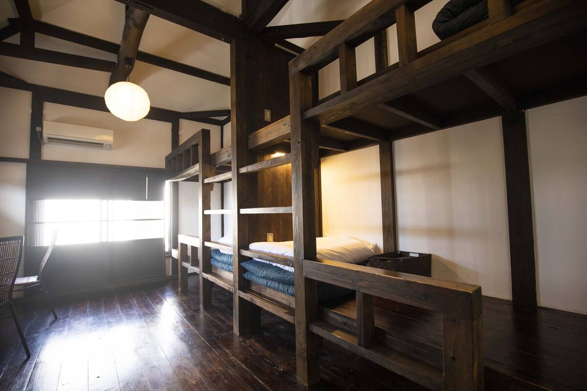 Quadruple Room with Bunk Beds and Shared Bathroom