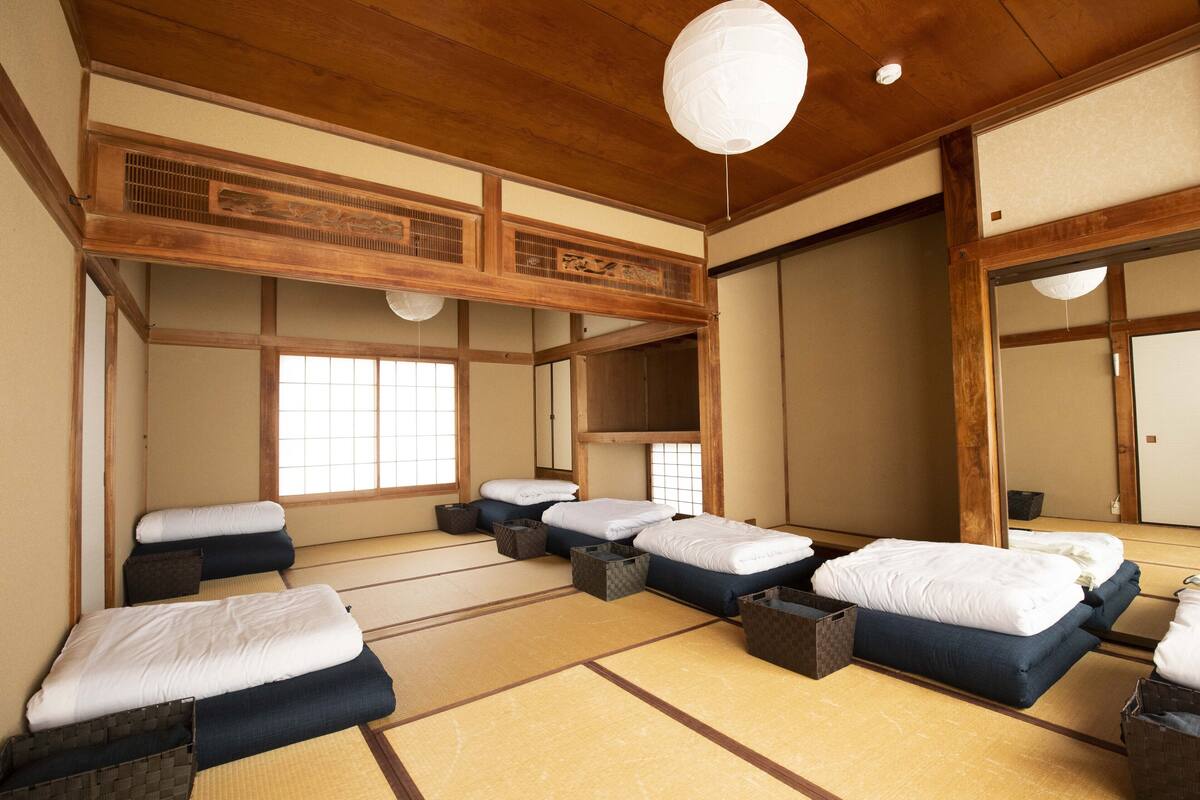 Shared Dormitory, Women only, Non Smoking, Shared Bathroom