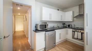 Superior Apartment, 2 Double Beds | Private kitchen