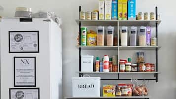 Alimentos y bebidas