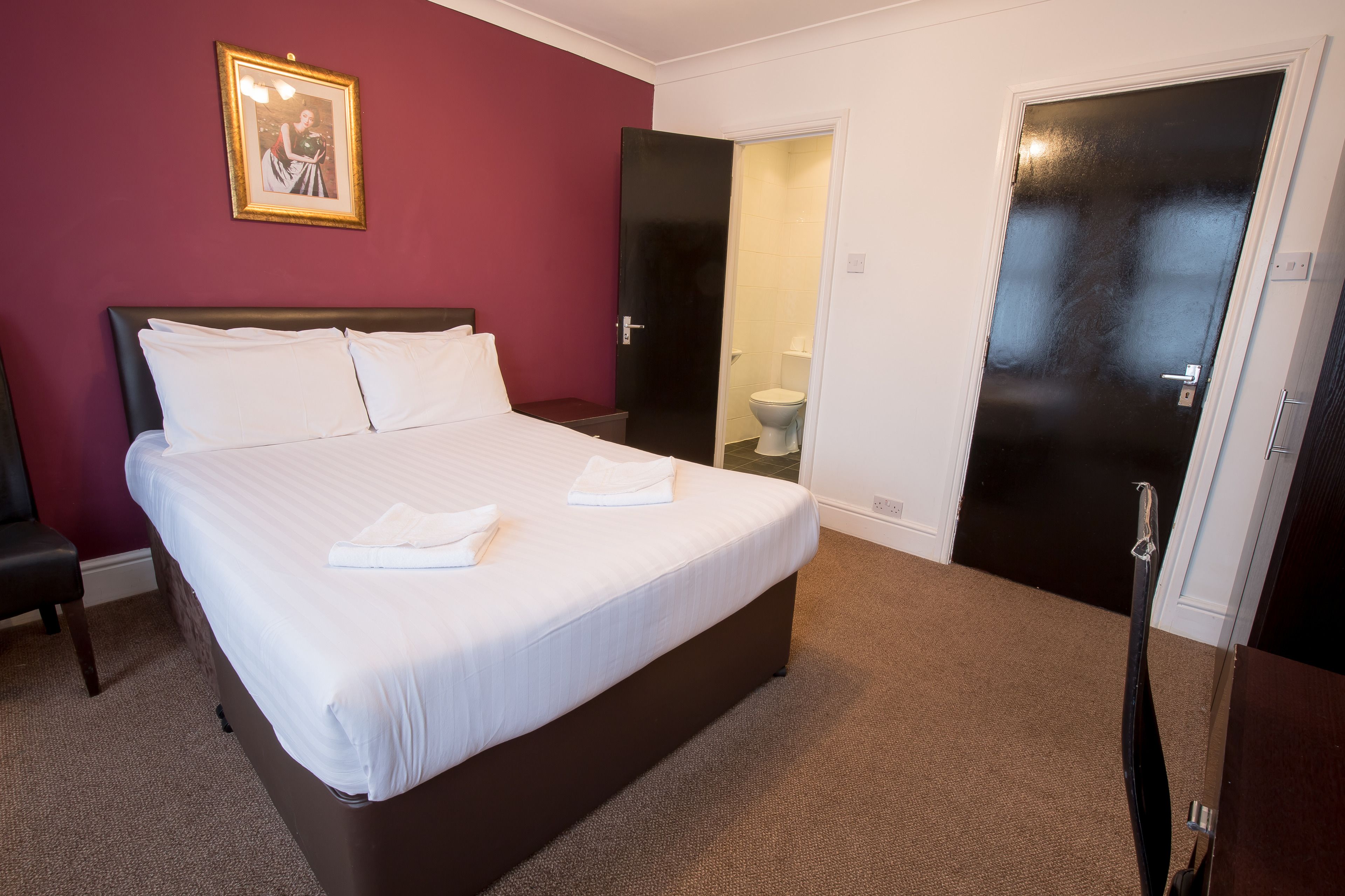 Doppelzimmer | Bügeleisen/Bügelbrett, kostenloses WLAN