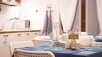 Bao gồm bữa sáng buffet hàng ngày