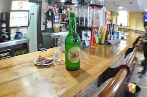 Bar (på overnatningsstedet)