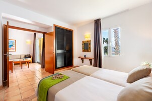 熨斗/熨板、免费 WiFi、床单