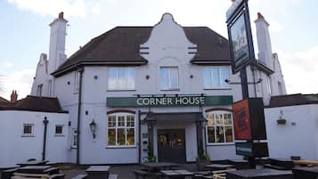 واجهة المنشأة